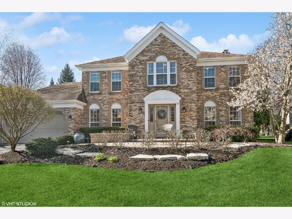 Homes Sold West Wind Estates Naperville Illinois, 1544 Saranell