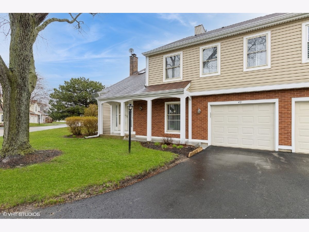 Townhomes & Condos Sold Stonington Palatine Illinois, 49 S Stonington