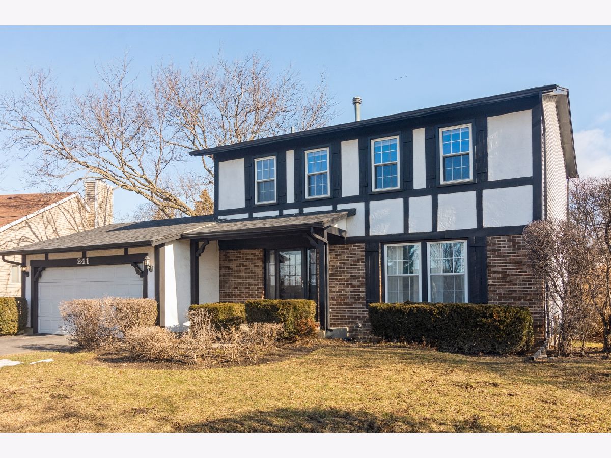 Homes & Townhomes Rented Ridgewood Buffalo Grove Illinois, 241 Armstrong