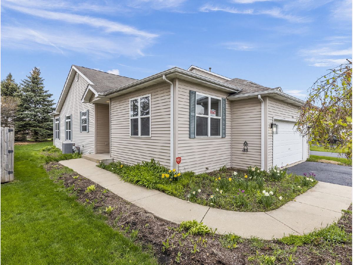 Homes & Townhomes Rented Morgan Crossing Oswego Illinois, 580 Chestnut