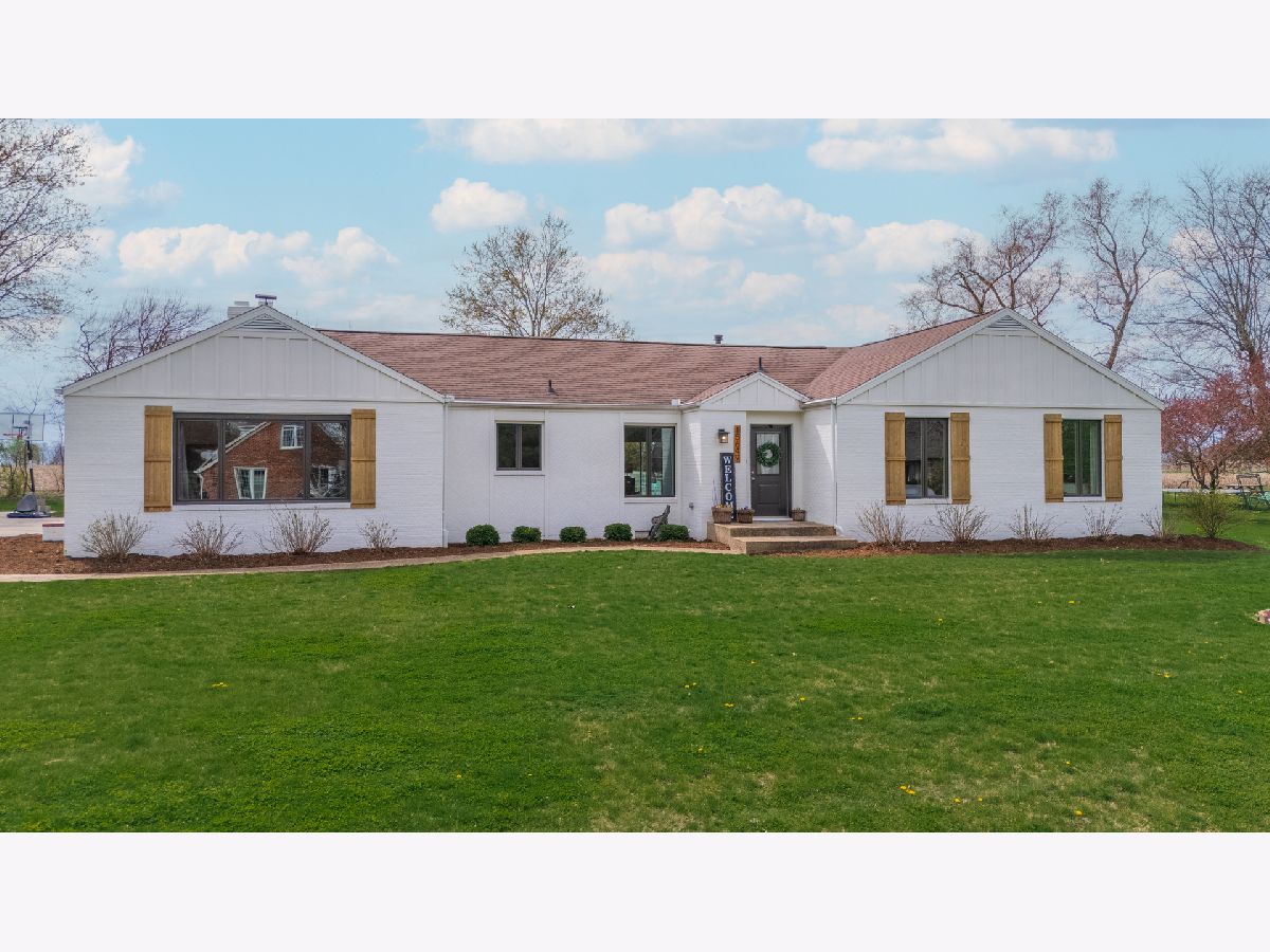 Homes & Condos & Townhomes Sold Crestwicke Bloomington Illinois, 15649 Crestwicke