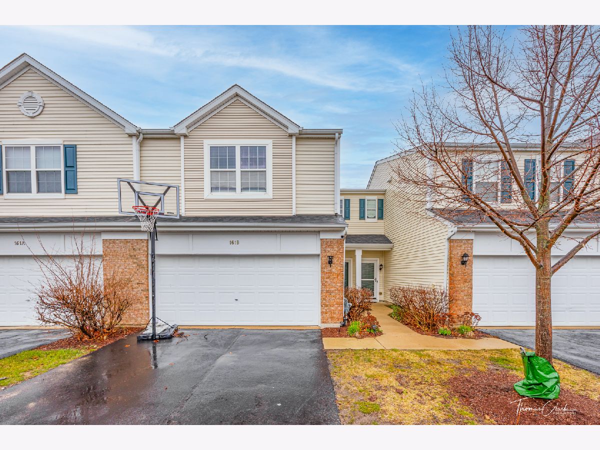 Bristol Bay Yorkville IL, Condos & Townhomes & Homes For Sale & For