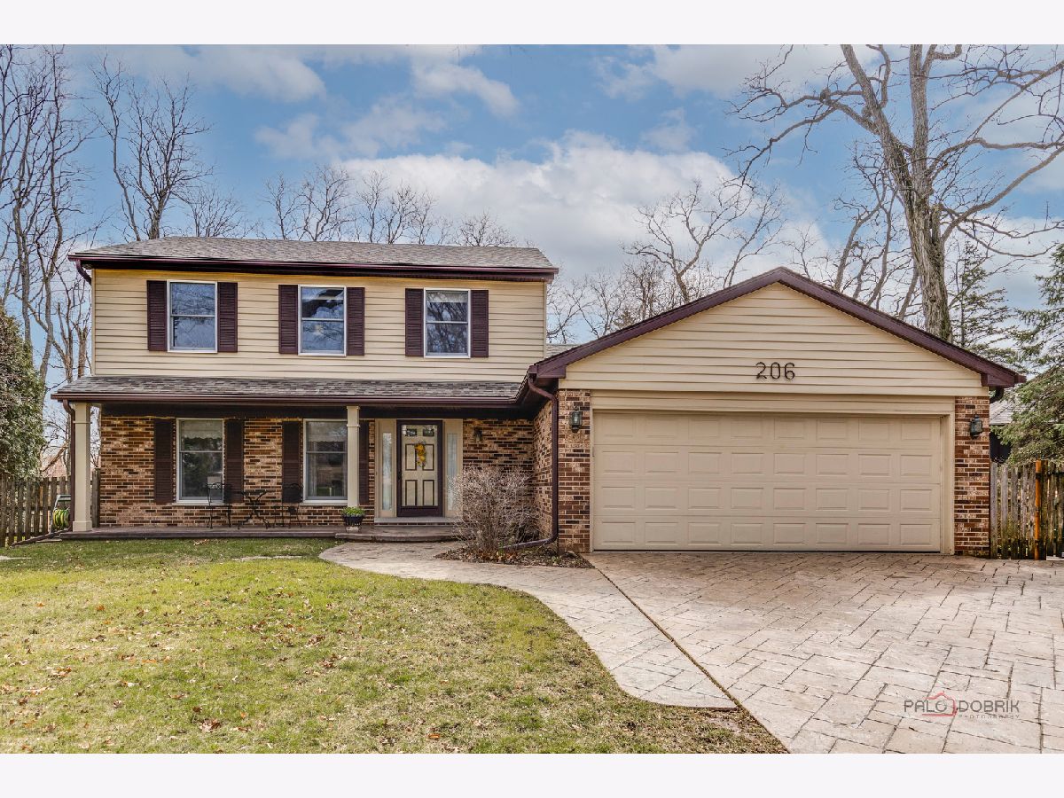 Homes Sold Blueberry Hill Libertyville Illinois, 206 Pond Ridge
