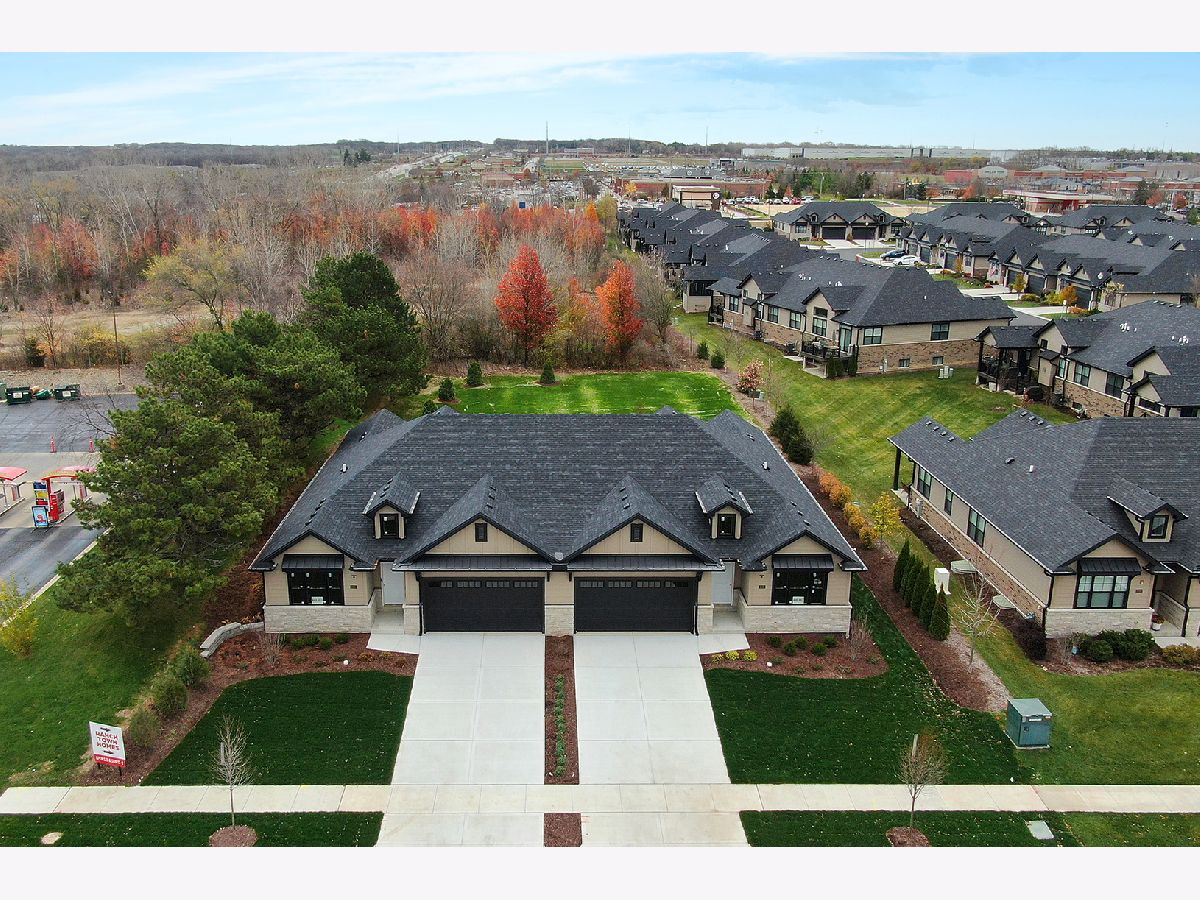 Condos & Townhomes Sold Villas Of Clover Ridge Lockport Illinois, 222 Clover Ridge