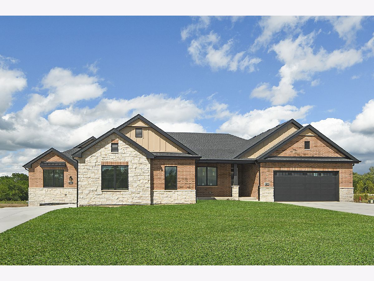Condos & Townhomes Sold Waterford Pointe Villas Orland Park Illinois, 11152 Lizmore