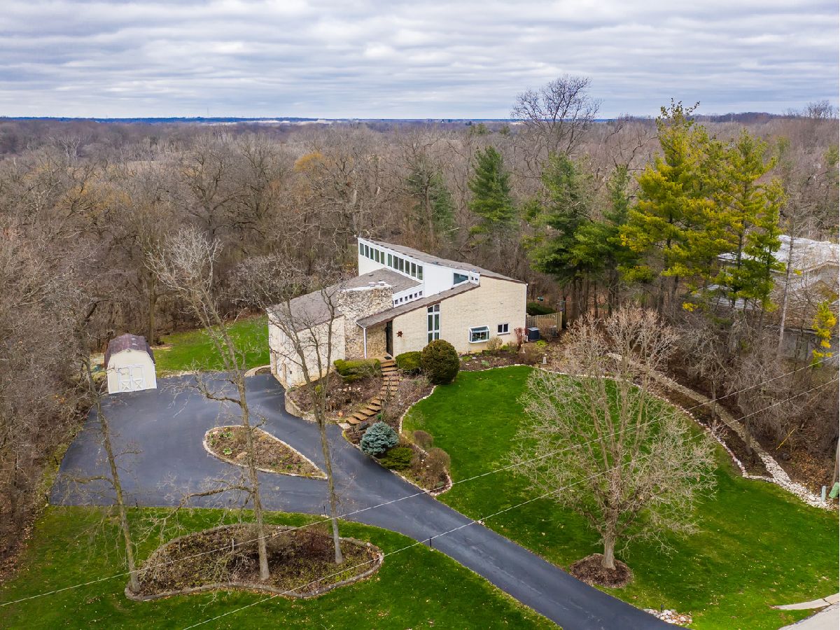 Homes Sold Lakeland Estates Lake Barrington Illinois, 26194 Greenbriar