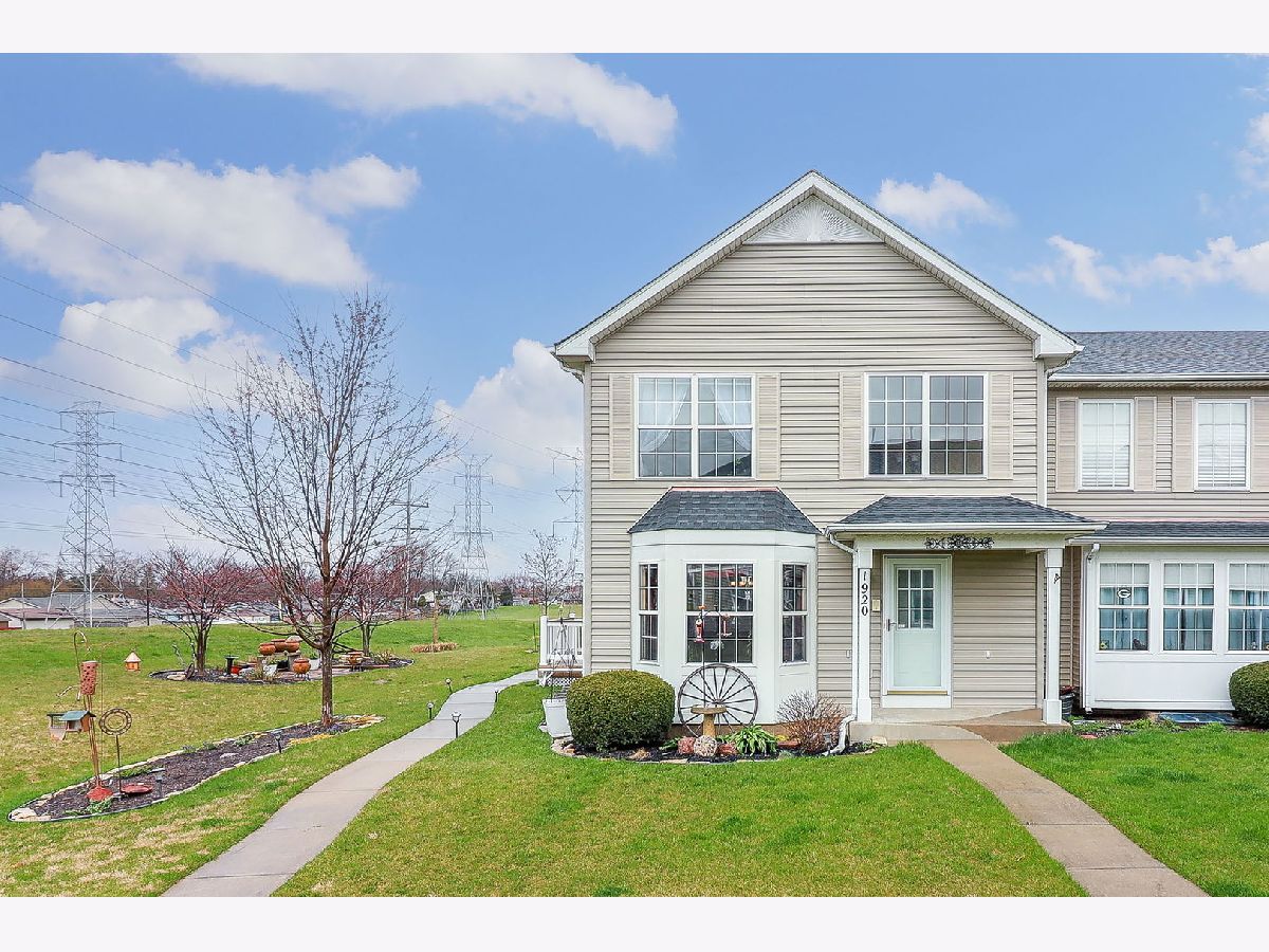 Townhomes & Condos Sold Larkins Pointe Joliet Illinois, 1920 Tawny