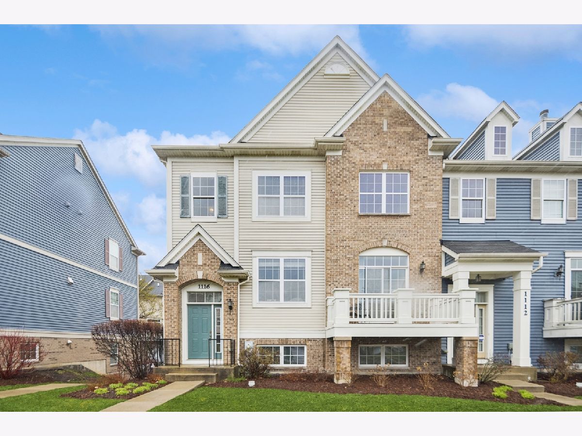 Townhomes & Condos Sold Fountains At Town Center Carol Stream Illinois, 1116 Bartholdi