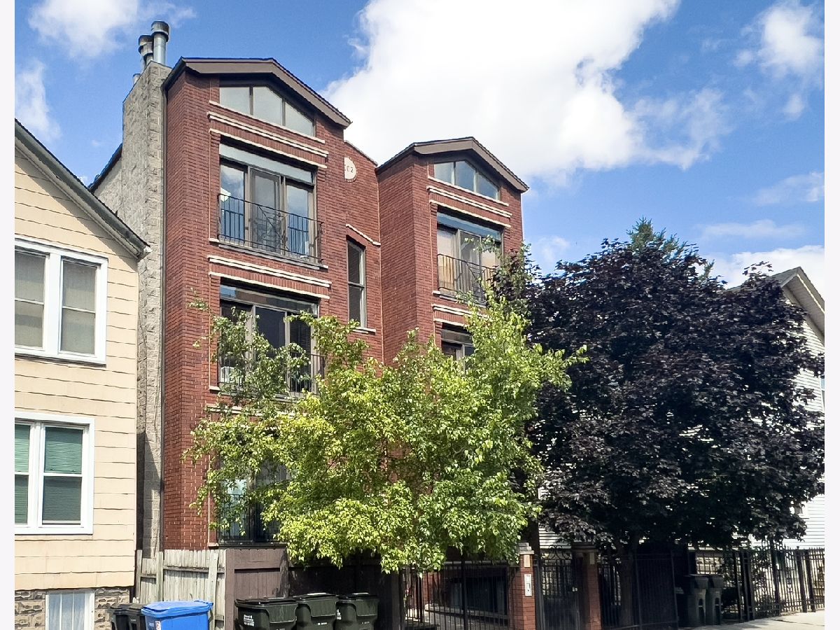 Condos & Townhomes Sold Noble Square Chicago Illinois, 838 Greenview
