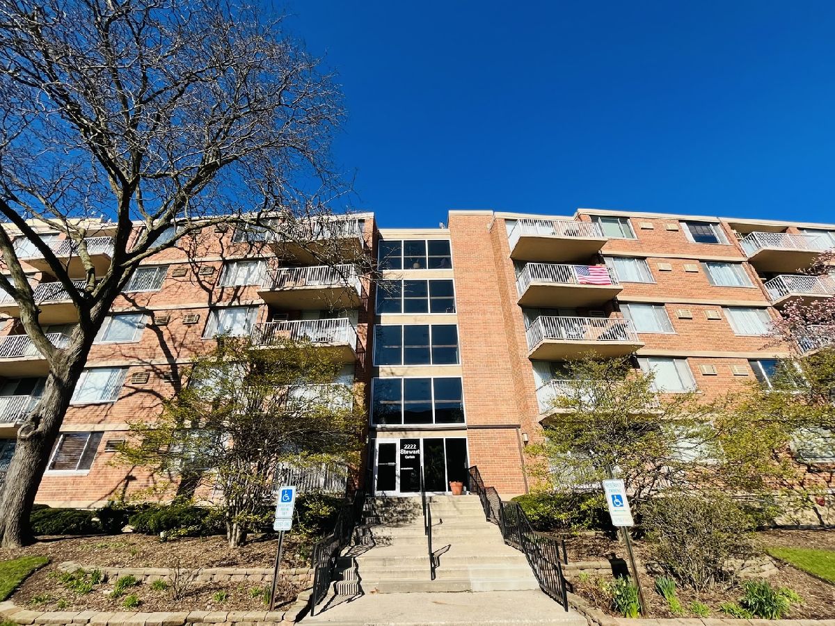 Condominiums Sold Yorktown Green Lombard Illinois, 2222 Stewart