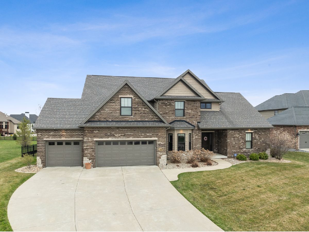 Homes & Condos & Townhomes Sold Trails On Sunset Lake Normal Illinois, 3605 Como