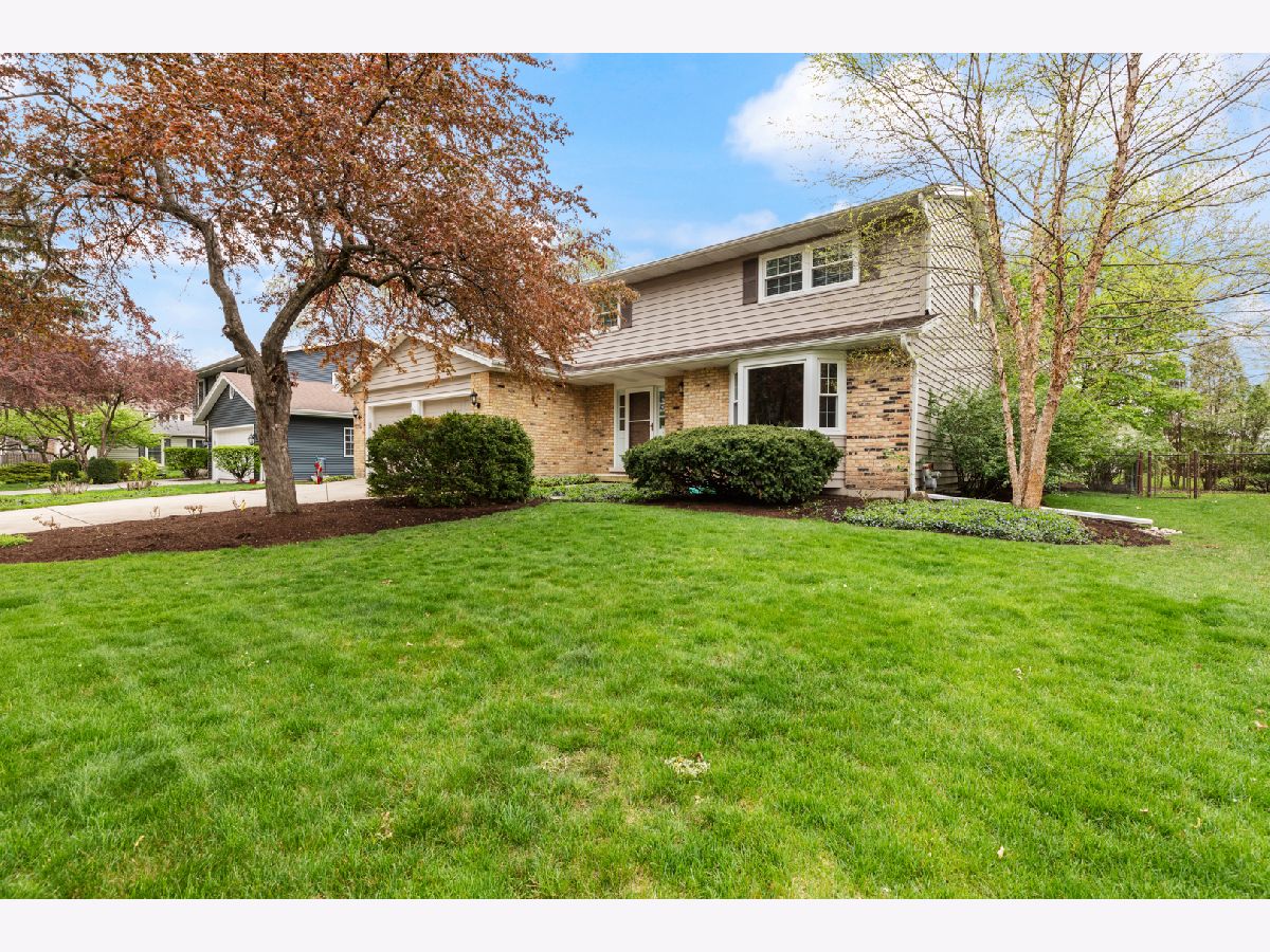 Homes & Condos & Townhomes Sold Creekside Naperville Illinois, 816 Zaininger