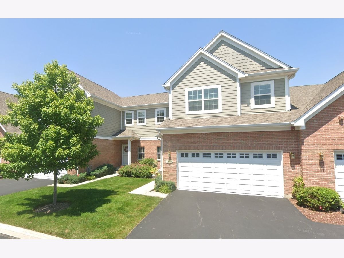 Townhomes Sold Victoria Park Libertyville Illinois, 1814 Torrey