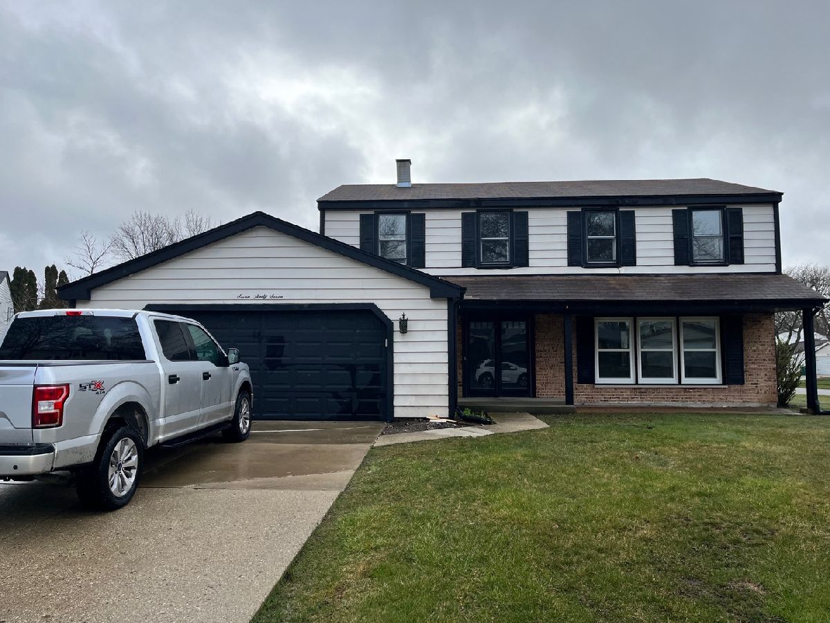 Homes & Condominiums Rented Mill Creek Buffalo Grove Illinois, 797 Saratoga