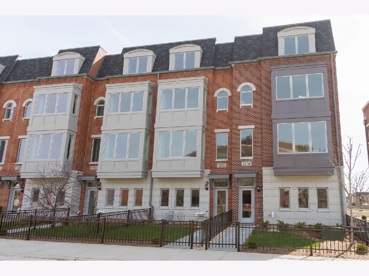 Condos & Townhomes Sold Gateway Northbrook Illinois, 1205 Shermer