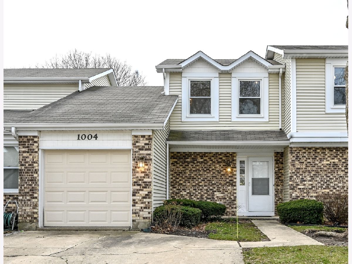 Townhomes Sold Colony Lake Schaumburg Illinois, 1004 Colony Lake