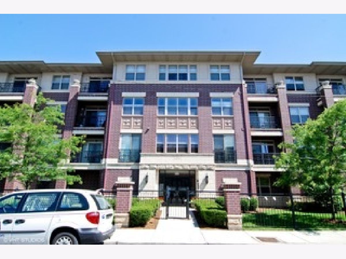 Condominiums Sold Prairie Place Oak Park Illinois, 6436 Roosevelt