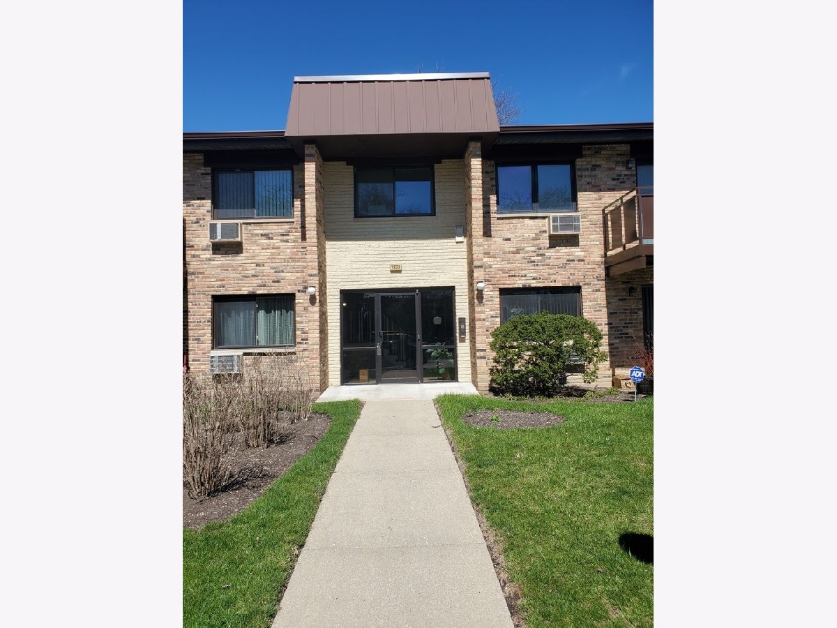 Condominiums Sold Windsor Woods Arlington Heights Illinois, 2628 Windsor
