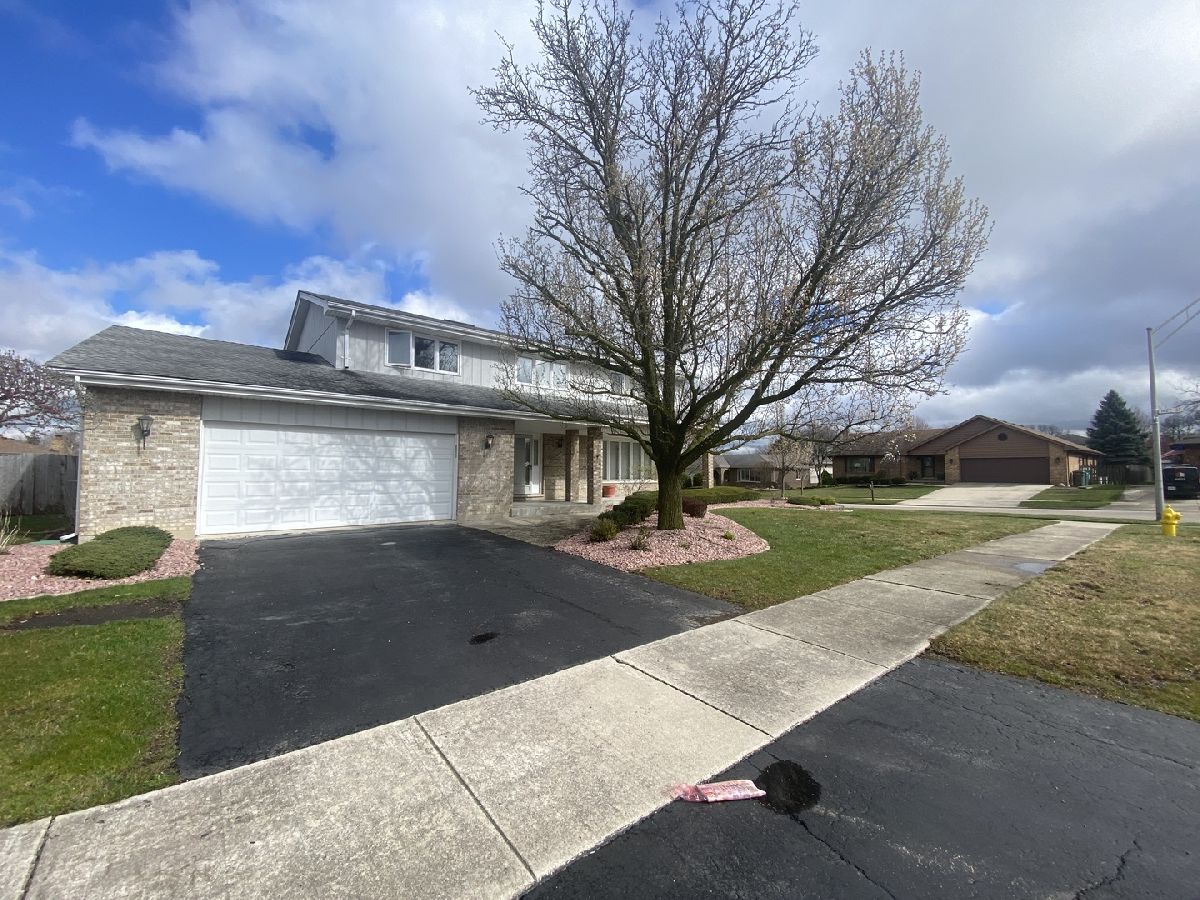 Condos & Townhomes & Homes Rented Heritage Orland Park Illinois, 14149 William