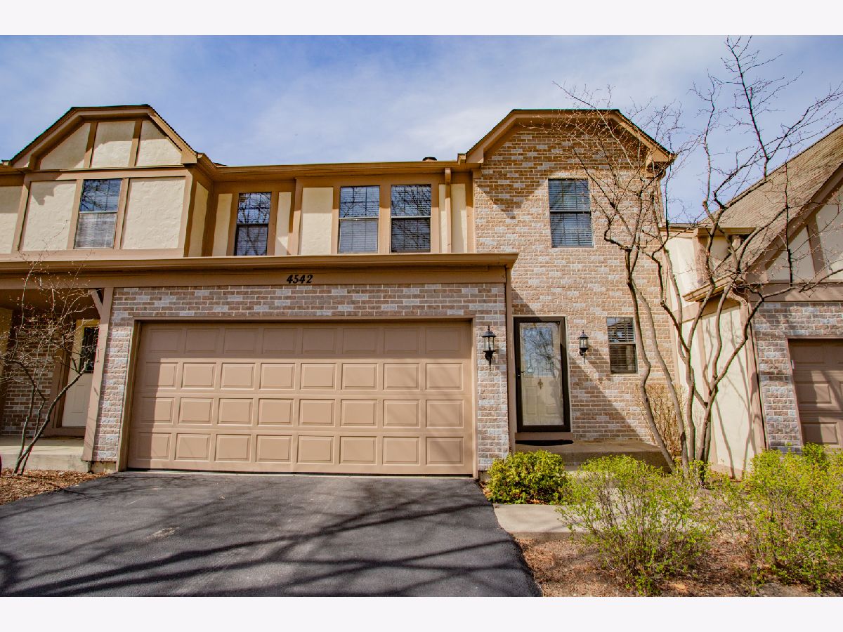 Townhomes Sold Castleford Hoffman Estates Illinois, 4542 Opal