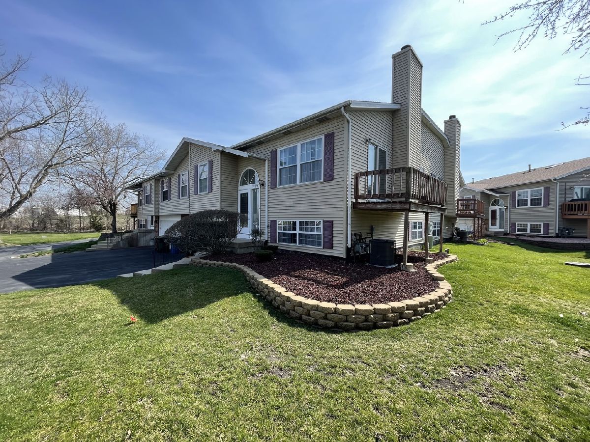 Townhomes & Condos & Homes Sold Frankfort Estates Frankfort Illinois, 20244 Frankfort Square
