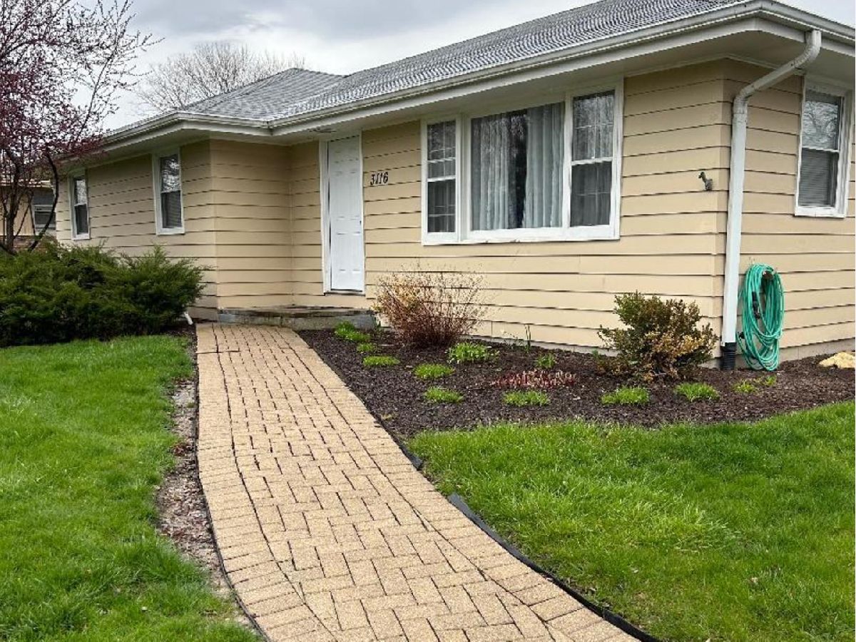 Homes Sold Bedford Meadows Joliet Illinois, 3116 Harris