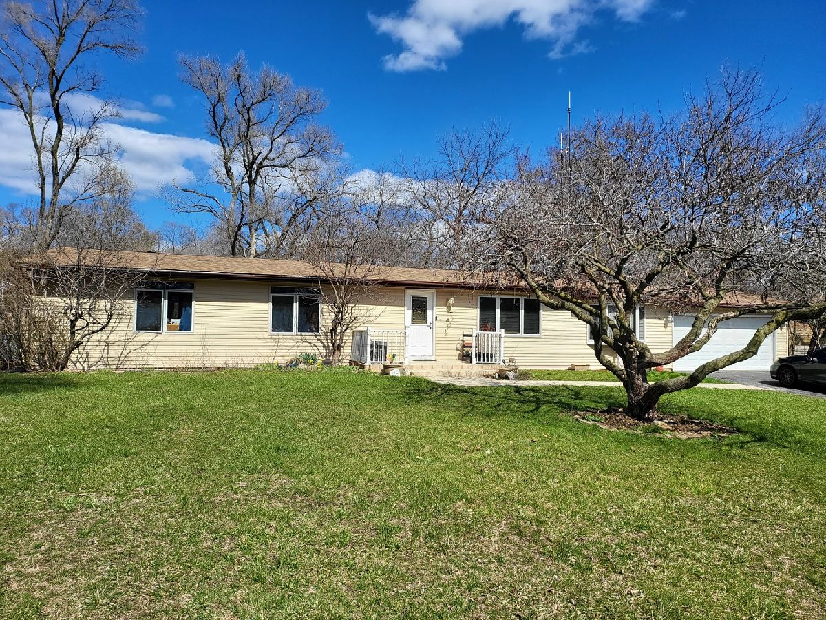 Homes Sold Spring Beach Cary Illinois, 1310 Spring Beach