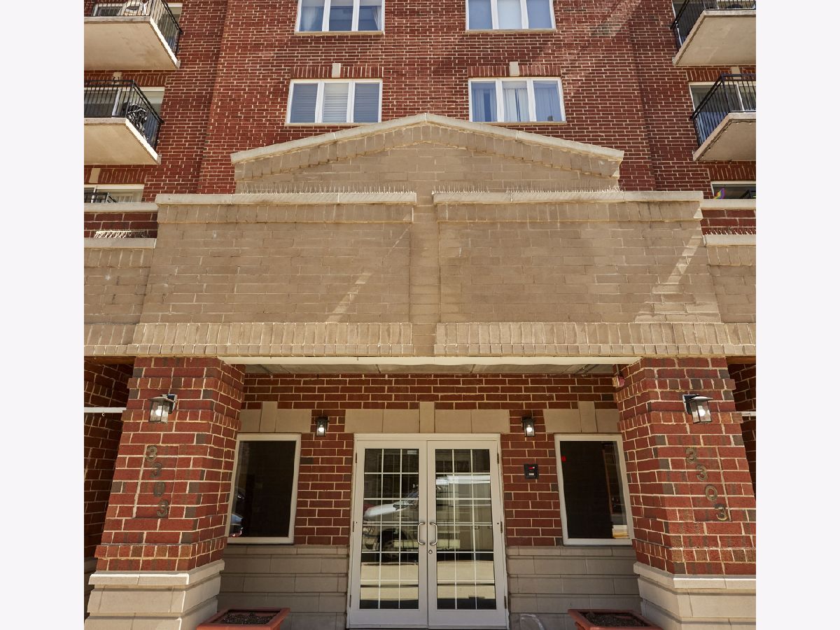 Condos & Townhomes & Homes Sold Berwyn Manor Condominiums Berwyn Illinois, 3303 Grove