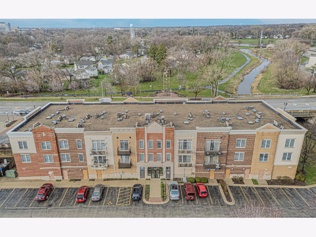 Condos & Townhomes Sold Riverwalk Rolling Meadows Illinois, 3400 Wellington