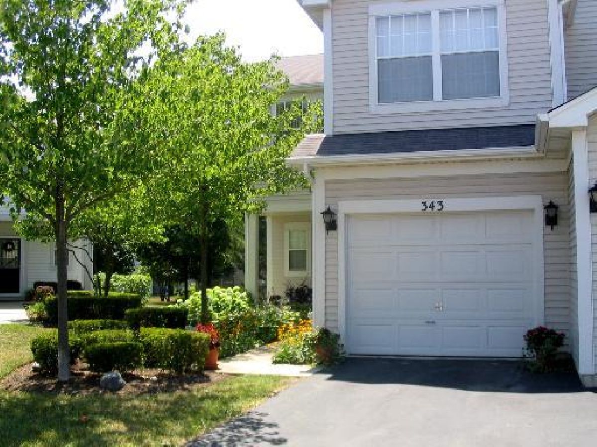 Townhomes Rented Meribel Schaumburg Illinois, 343 Glen Leven