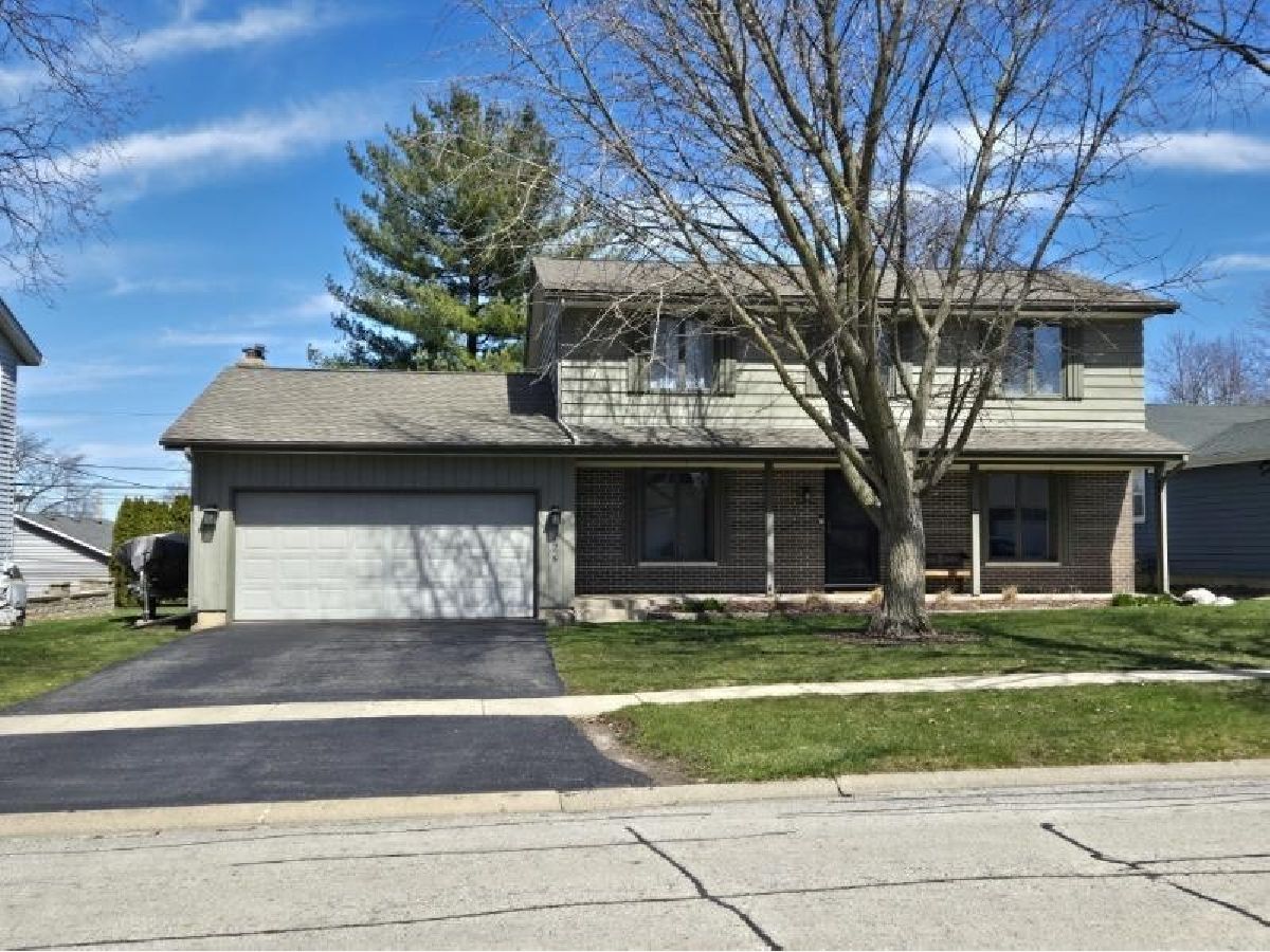 Homes Sold Hansons Cary Illinois, 124 Lloyd