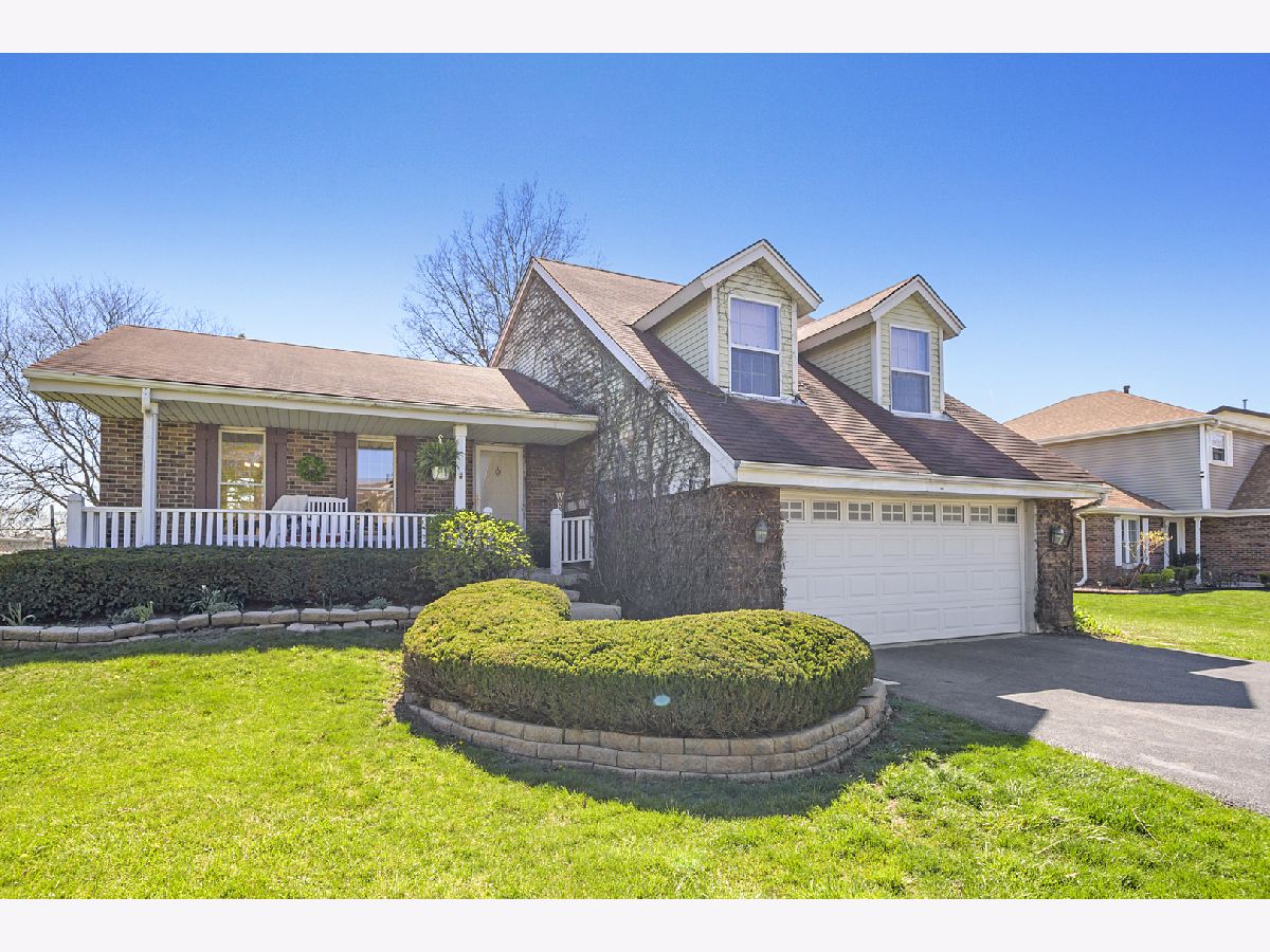 Homes & Townhomes Sold Park Hill Orland Park Illinois, 9161 Sunrise