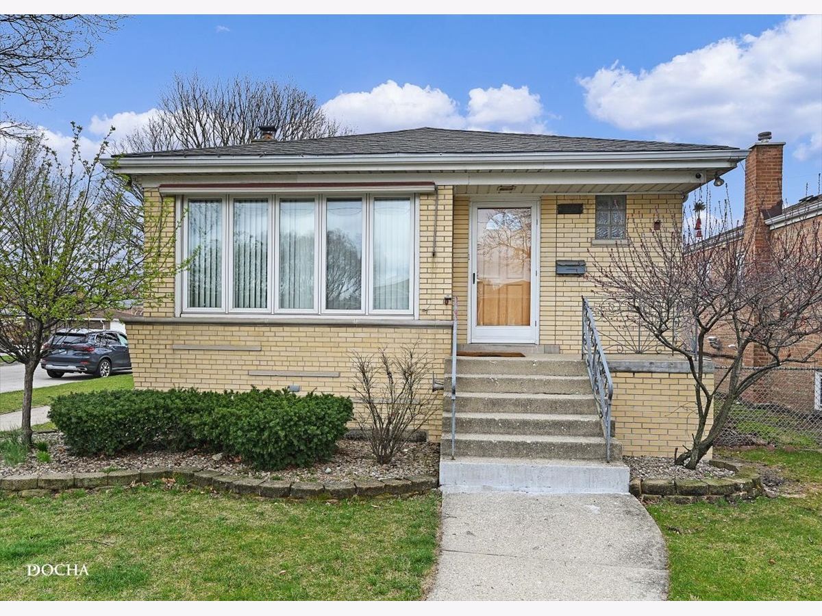 Homes & Townhomes & Condos Sold West Elston Chicago Illinois, 5301 Kildare