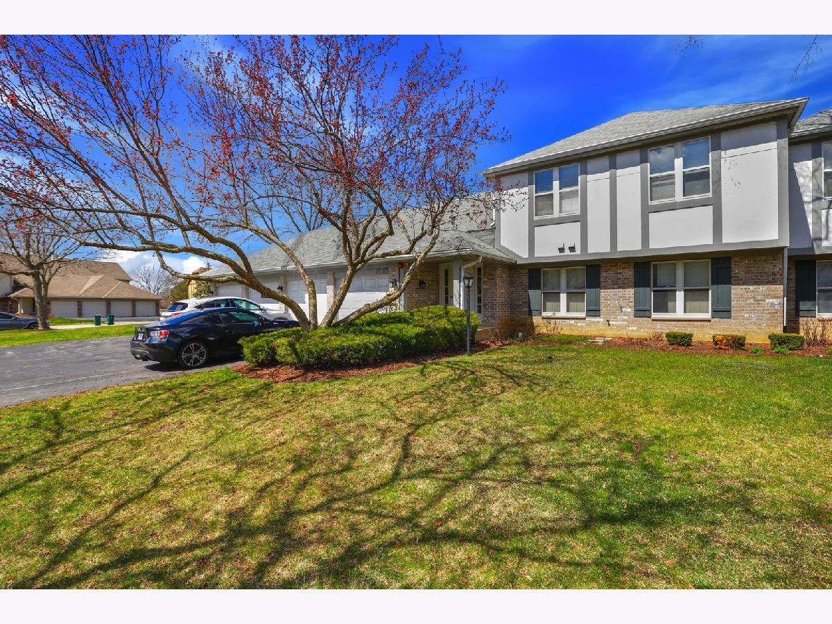 Condos & Townhomes Sold Manor Homes Of New Century Township Condo1 Vernon Hills Illinois, 174 Brook