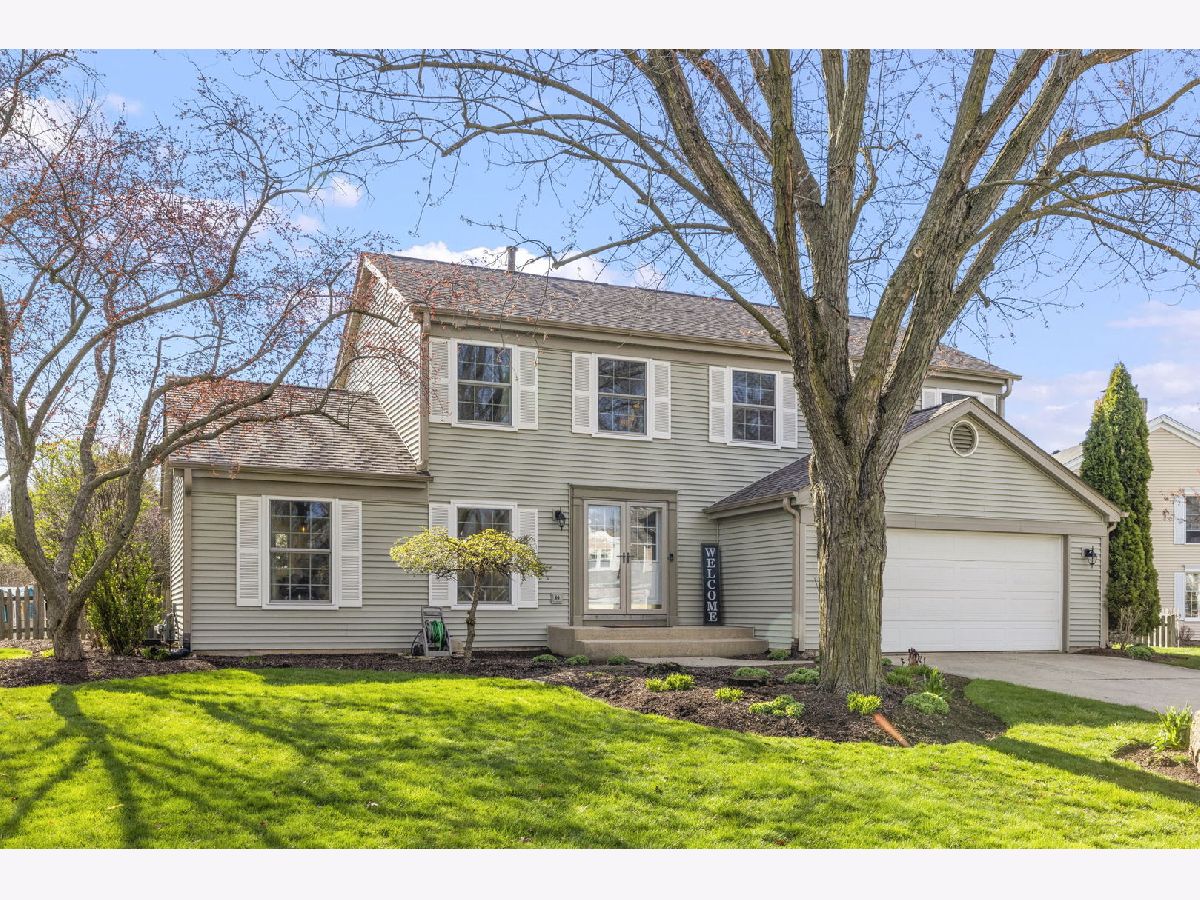 Homes Sold Countryside Naperville Illinois, 690 Honeysuckle