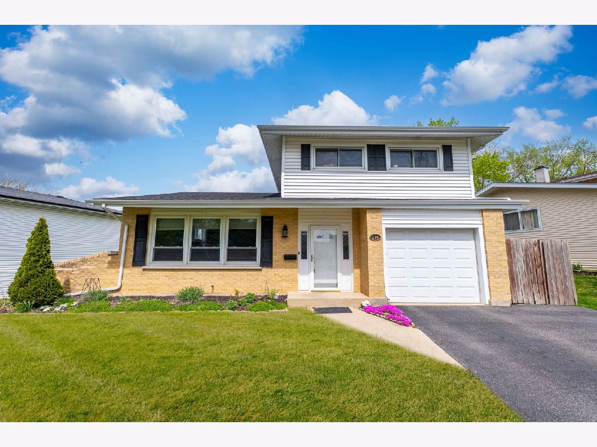 Homes & Condos & Townhomes Sold Manor Hill Lombard Illinois, 216 June