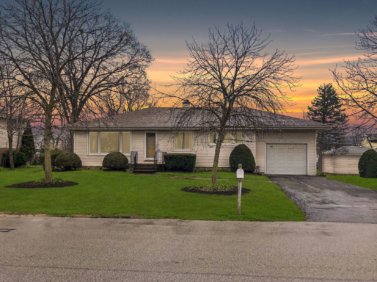 Homes Sold Northbrook West Northbrook Illinois, 1637 Western