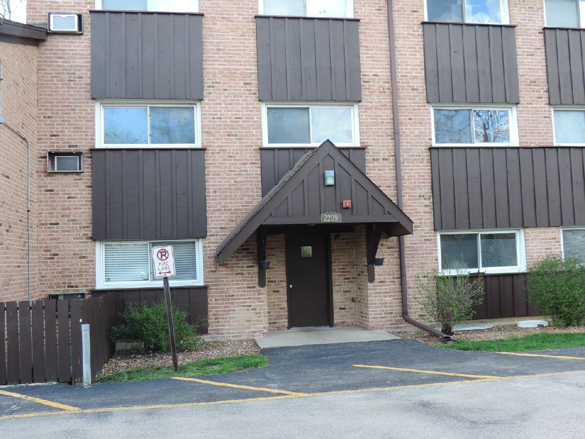 Condominiums Sold Arbor Park Downers Grove Illinois, 2209 Arbor