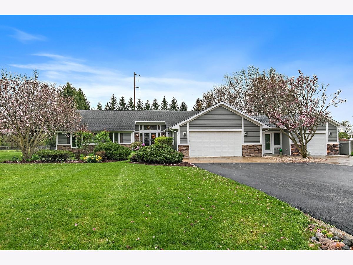 Homes Sold Catatoga Elgin Illinois, 39W343 Hogan Hill