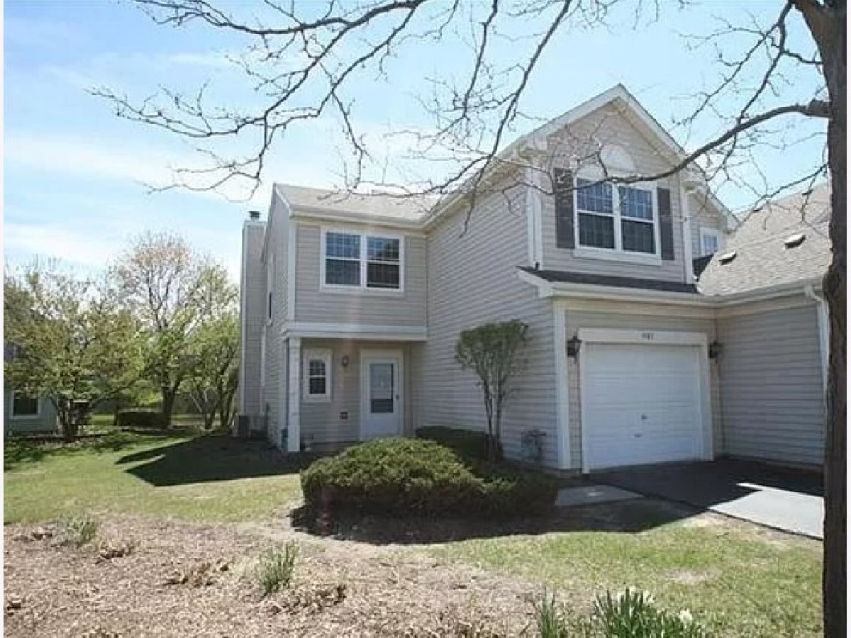 Homes & Townhomes & Condos Rented Pleasant Hill Waukegan Illinois, 4485 Brownstone