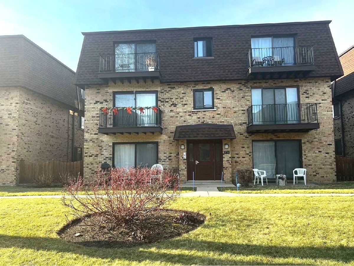 Condominiums Sold La Casa Bianco Des Plaines Illinois, 9714 Bianco