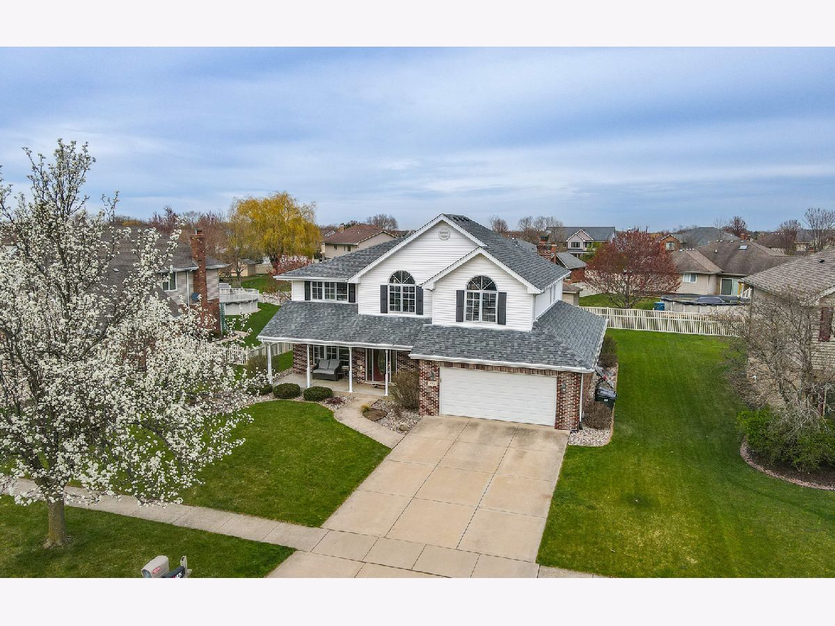 Homes Sold Hibernia Estates New Lenox Illinois, 740 O'connell