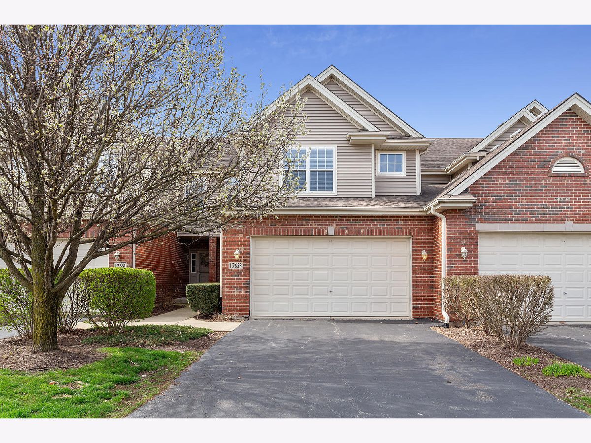 Homes & Townhomes Sold Kingston Hills Homer Glen Illinois, 12653 Yorkshire