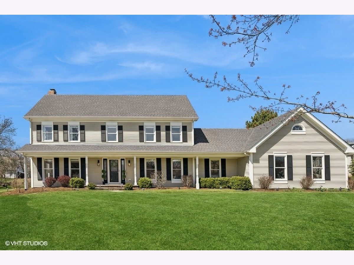 Homes Sold Flint Creek Barrington Illinois, 672 Stillwater