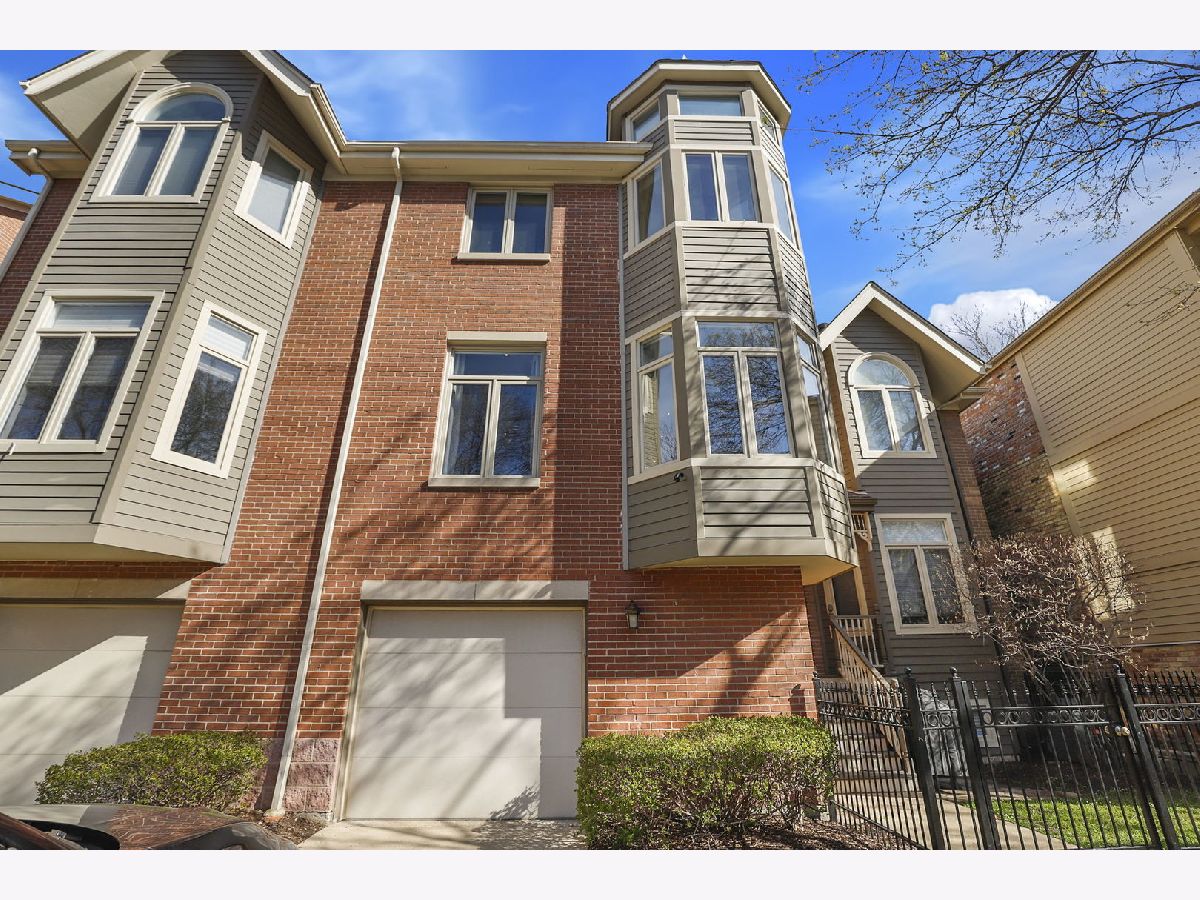 Townhomes Sold Sweeterville Chicago Illinois, 1238 Fletcher