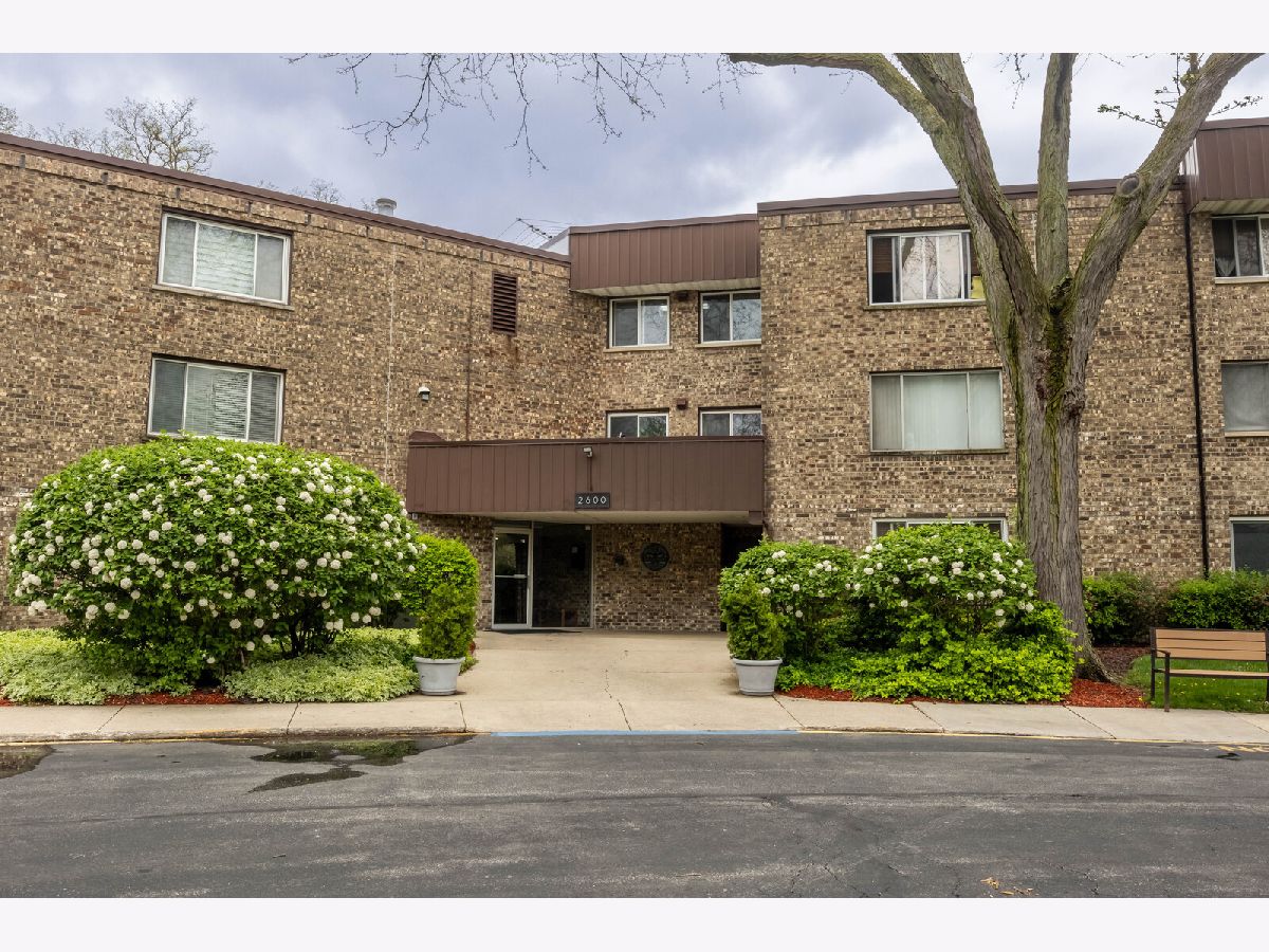 Condominiums Sold Brookwood Rolling Meadows Illinois, 2600 Brookwood Way