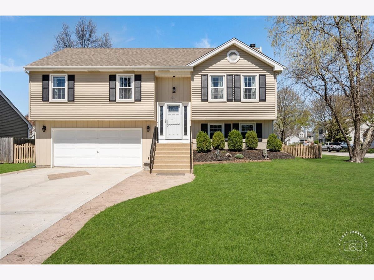 Homes Sold Geneva East Geneva Illinois, 1017 Whittington