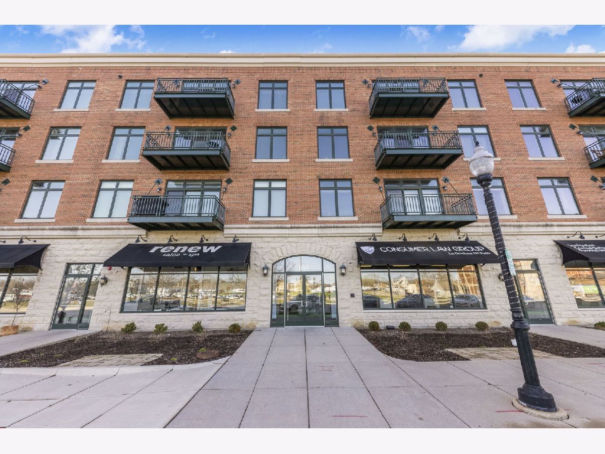 Condominiums Sold Riverstreet Plaza Aurora Illinois, 160 River