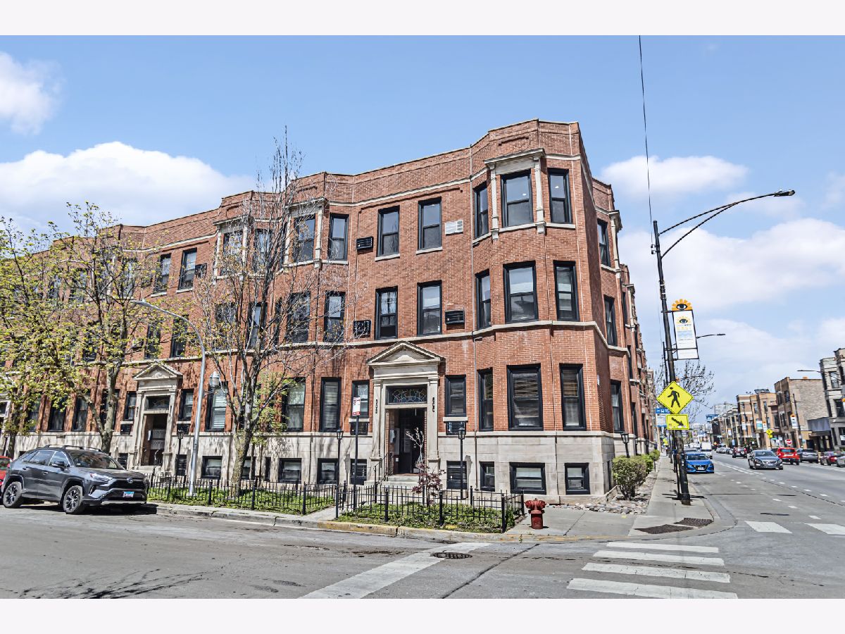 Condominiums Sold Gaslight Village Chicago Illinois, 800 George