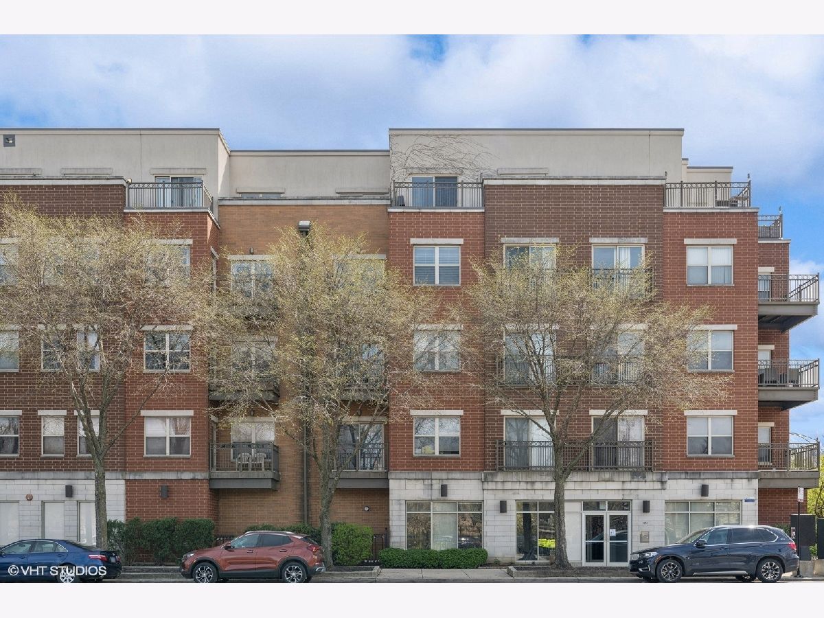 Condos & Townhomes Rented Roosevelt Square Chicago Illinois, 1155 Roosevelt